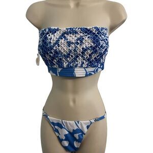 Alcatraz Bikini and wrap. Size Large. Top is 34. NWT.